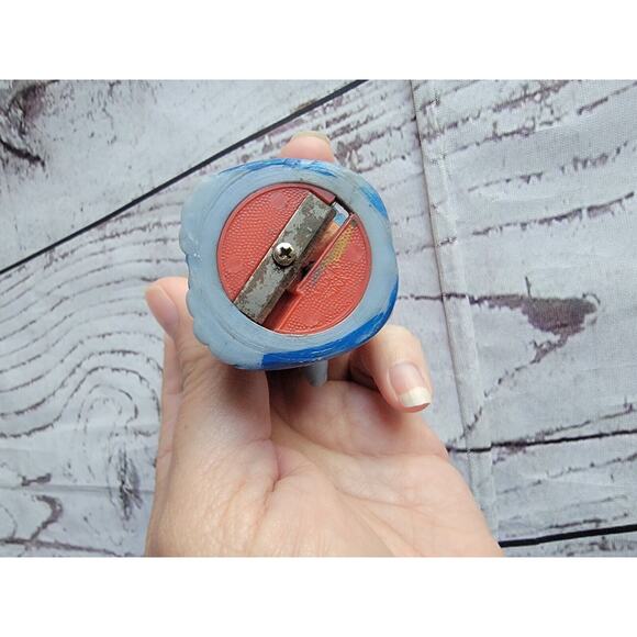 Vintage Hard Rubber Gray Elephant Pencil Sharpener - Picture 6 of 6